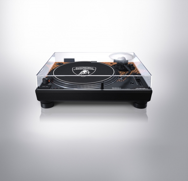 direct-drive-turntable-system-sl-1200mk7b-o-06.jpg