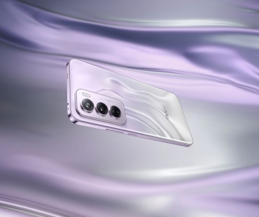 oppo-reno12-pro--nebula-silver.jpg