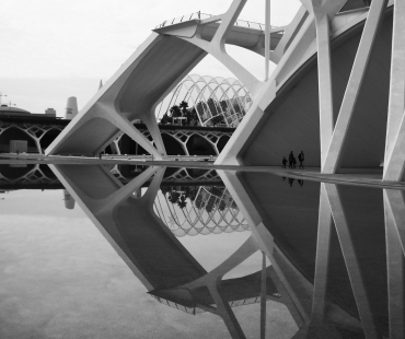 valencia-2617690.jpg