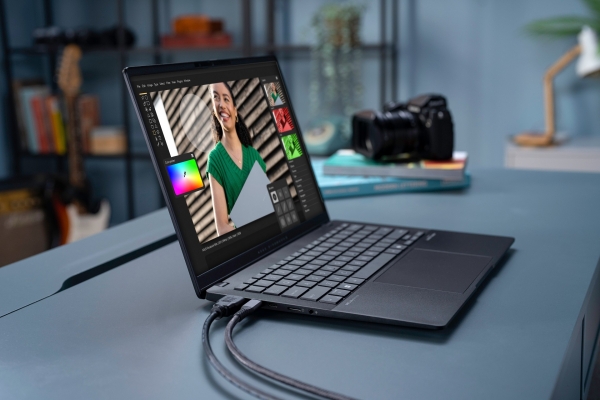 asus-vivobook-s-14-s5406sa-campaign-scenario-photo-8k-neutral-black-04.jpg