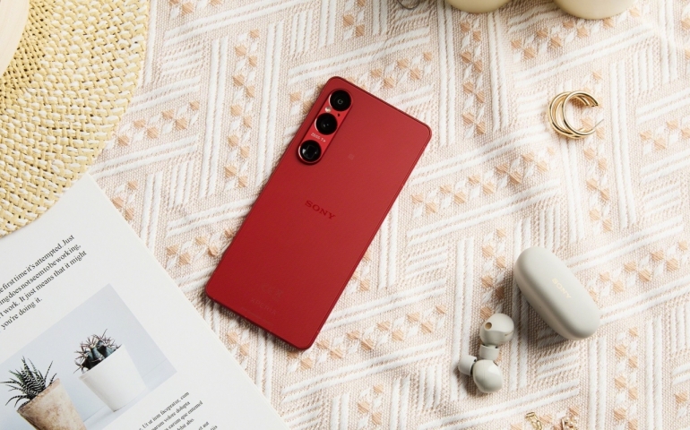 scarlet-5.jpg