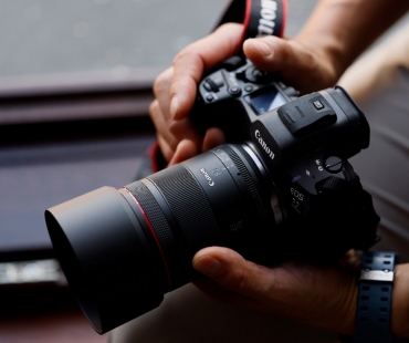 rf-50mm-f1.4l-vcm-usecase-wedding.jpg