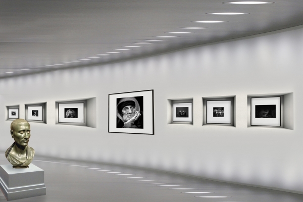 art-gallery-4242219.jpg