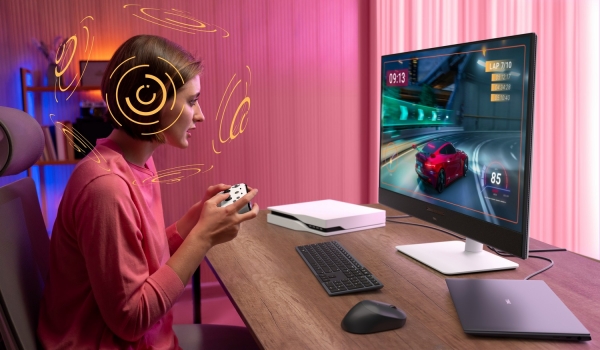 dell-plus-32-4k-qd-oled-monitor-lifestyle-1.jpg