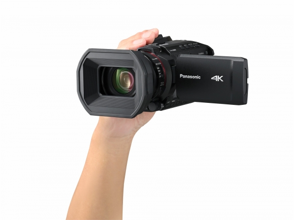 hc-x1200-hand.jpg