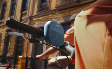 bose-soundlink-micro-lifestyle-01.jpg