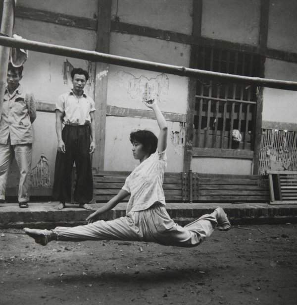 8.-bez-názvu,-z-cyklu-vietnam,-1961.jpg