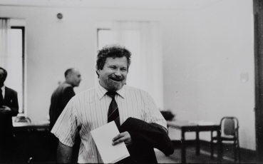 10.-z-cyklu-česká-národní-rada-(petr-pithart),-praha,-1990–92.jpg