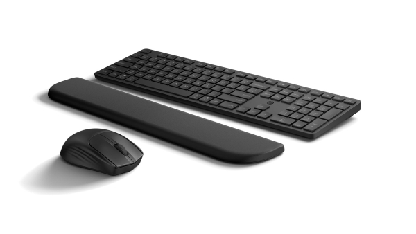 unicorn-osim-jetblack-kbm-combo-hero-palm-detached-us-aba-bps-frontright.jpg