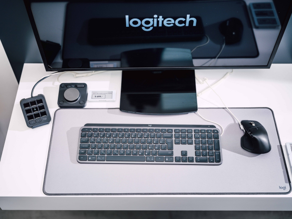 alza-logitech-022.jpg