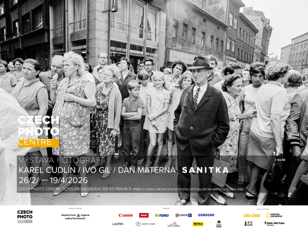 czechphoto-gilcudlinmaterna-sanitka-vystava-.jpg