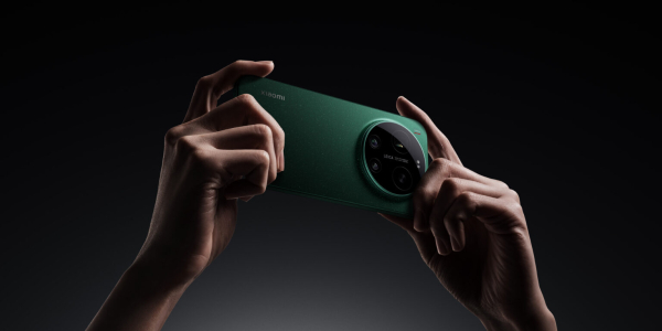 p1-green-handhold2-r5-1536x768.jpg