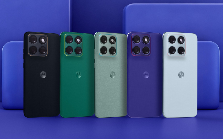 2025-motorola-edge-70-fusion-table-top-photos-1.jpg