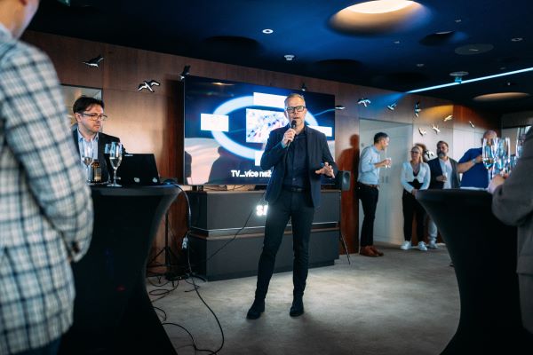 web-2026-04-16-samsung-release-microrgb-zizkovska-vez-27.jpg