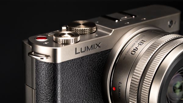web-lumix-dc-s9ne-na-lifestyleimage-p1168877.jpg