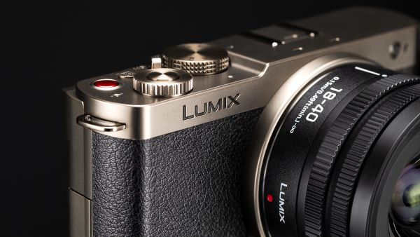web-lumix-dc-s9ne-nb-lifestyleimage-p1168871.jpg
