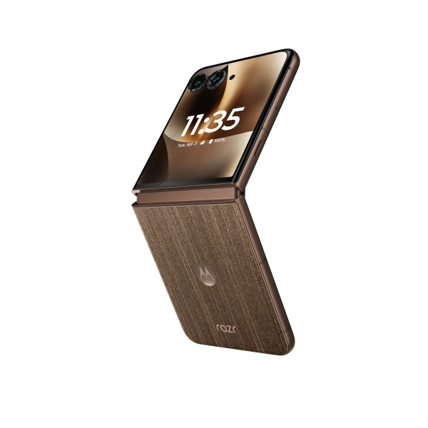 motorola-razr-70-ultra-basicpack-cocoa-dyn-foldable-2.png
