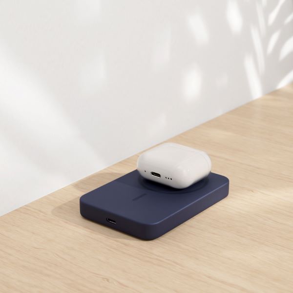 em75-epico-ultrapack-qi2-25w-slim-5000mah-deepblue-03.jpg