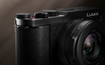 lumix-l10-image-black-leathertex.jpg