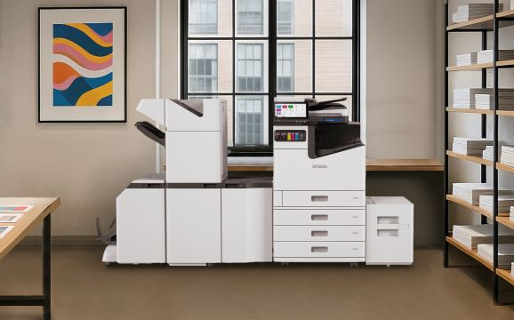 Epson rozšiřuje svou řadu firemních tiskáren o vlajkovou loď formátu A3