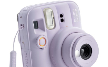 Instantní fotoaparát instax mini 13 - zábava a kreativita ve vaší dlani