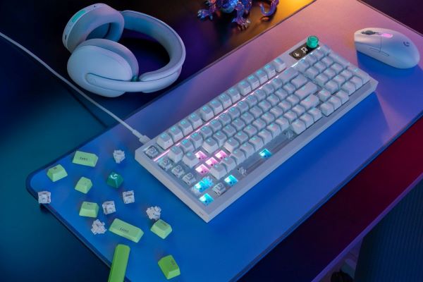 Logitech myš a klávesnice