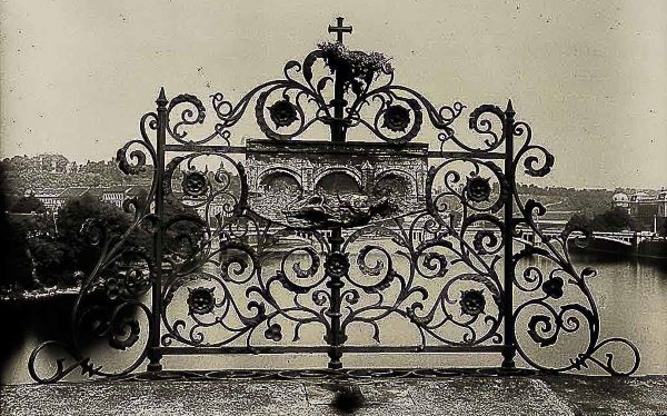 JOSEF SUDEK: ŽELEZO, OCEL, STROJ
